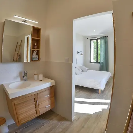 ベッド・アンド・ブレックファスト Domaine De Sevanes Saint-Paul-les-Fonts